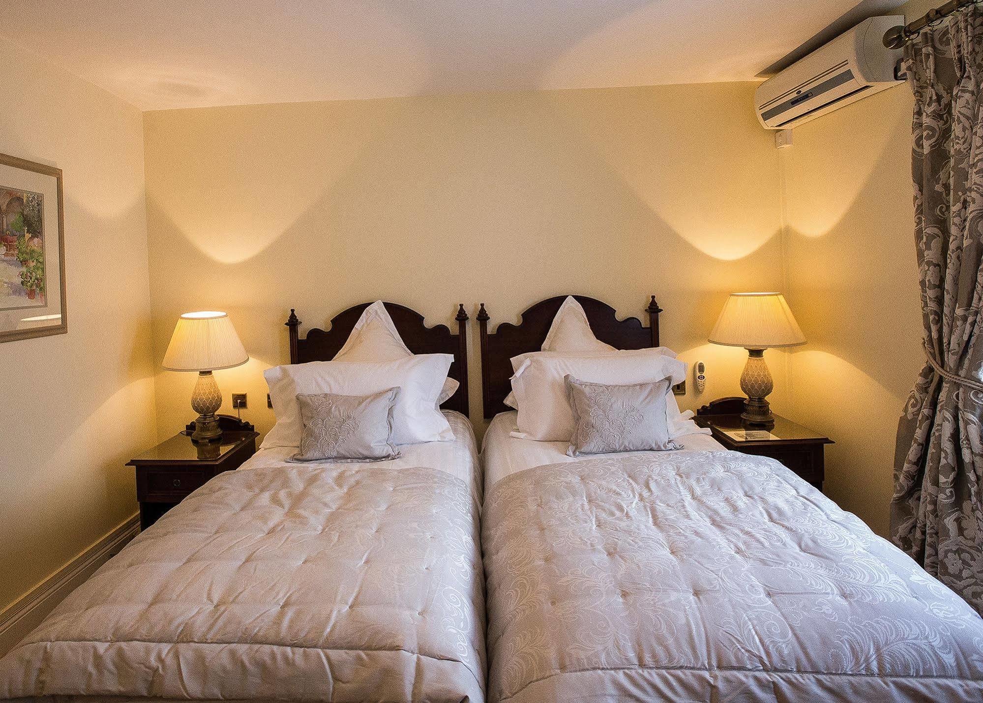 Tullyglass House Hotel Балимина Екстериор снимка